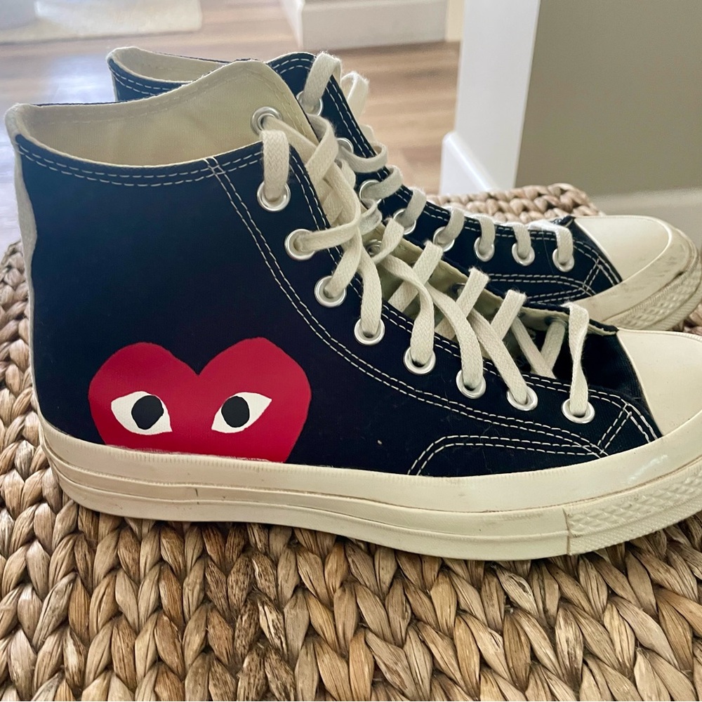 Converse Black and Red Sneakers Classic High-Top Design